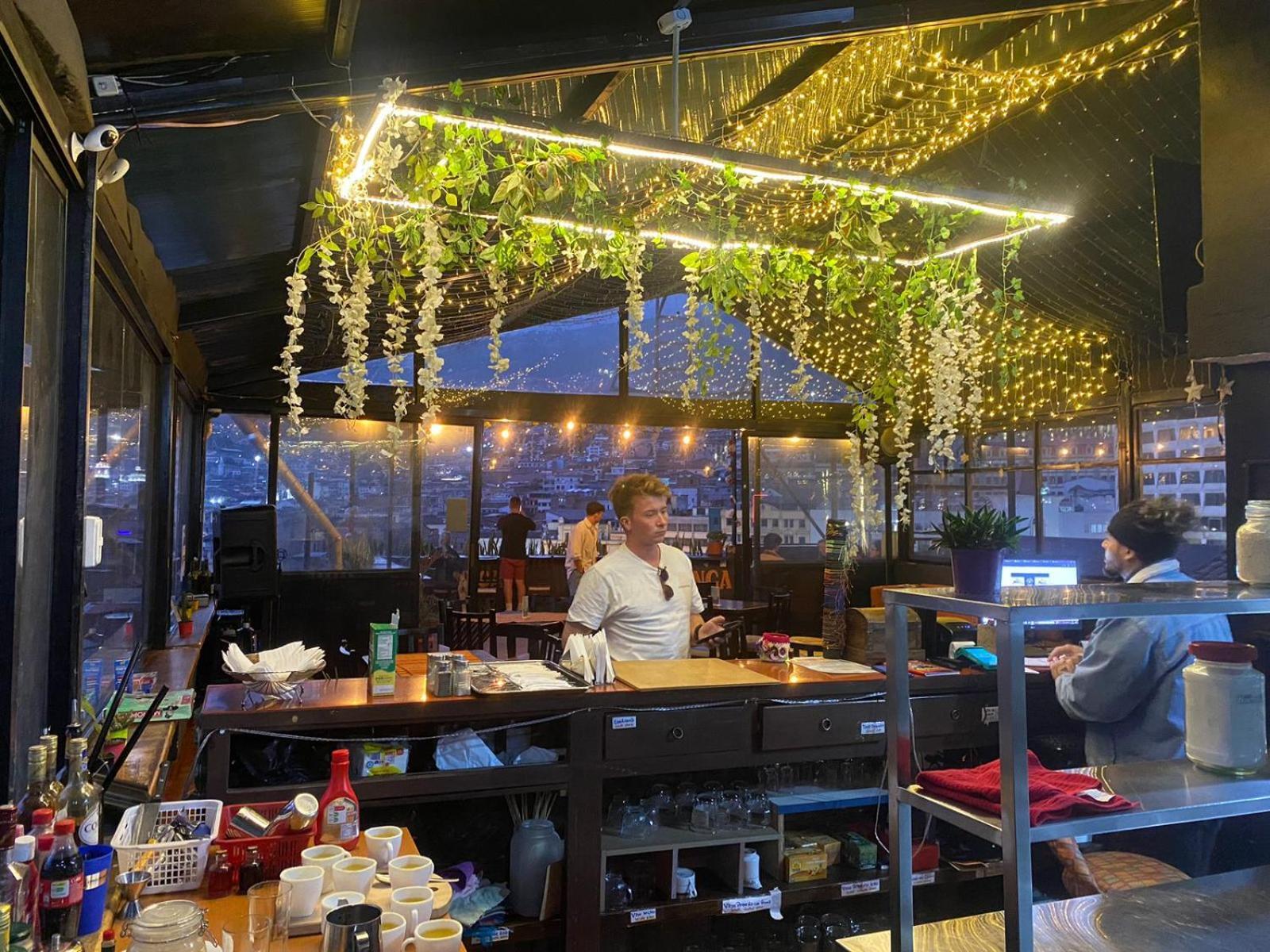 Hostal La Guayunga Rooftop Quito Esterno foto